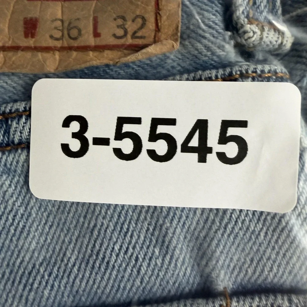Y2K Levis 505 Jeans Mens 36x32 Light Wash Blue Denim Regular Straight Casual